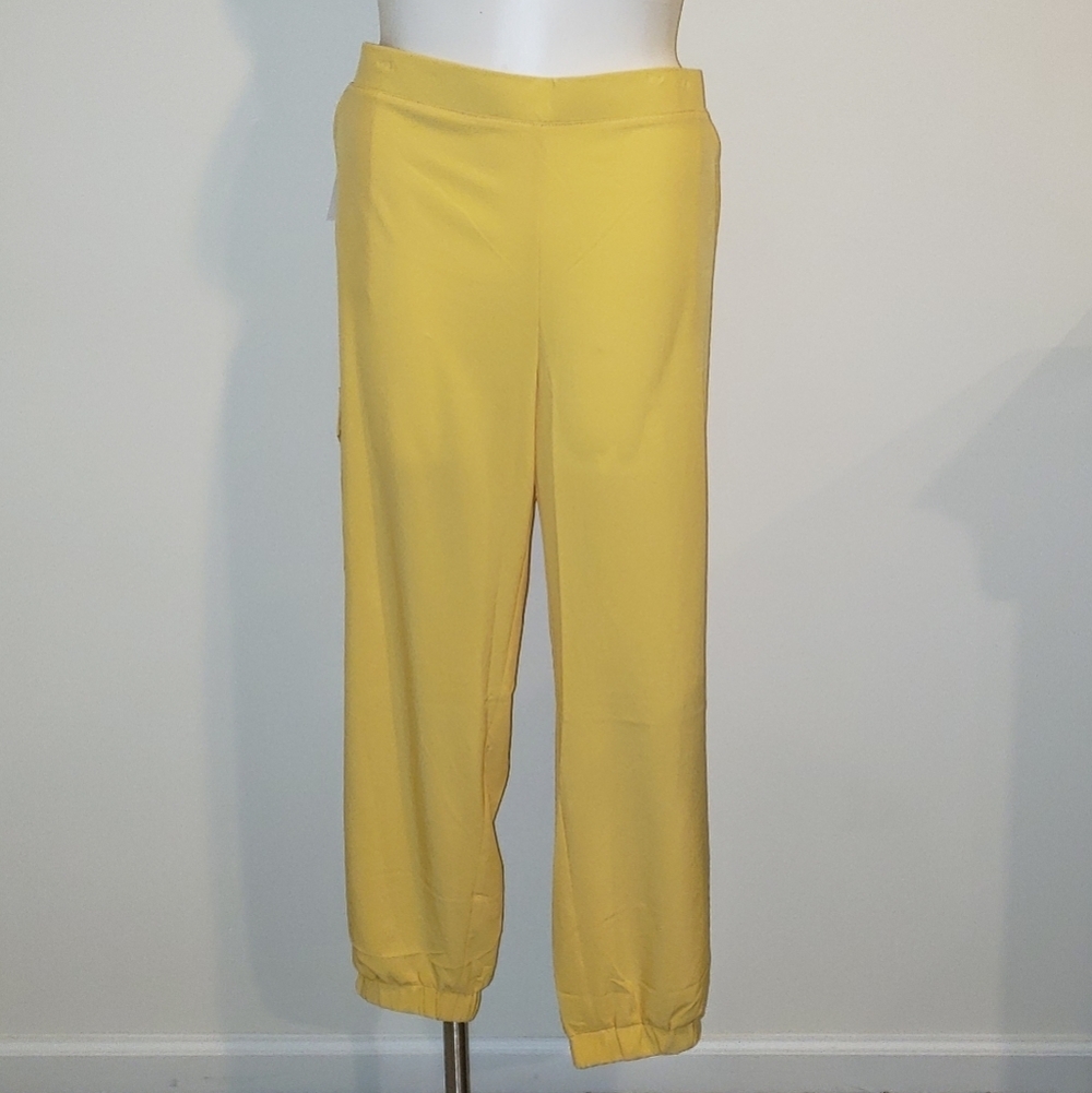 Dress Barn Sunday Yellow Woven Joggers Pants - Picture 3 of 8